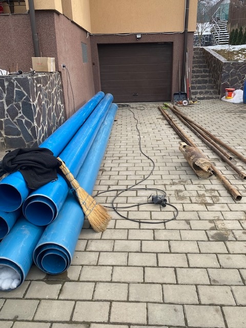 Echipa foraj in actiune