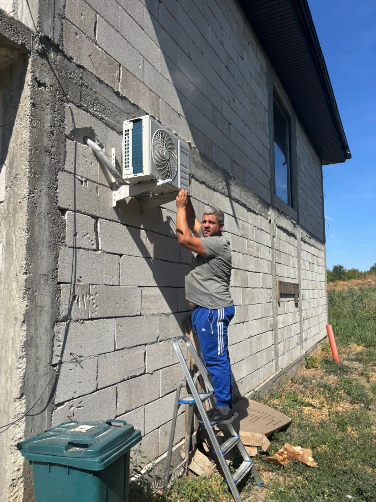 Instalare aer condiționat într-un apartament