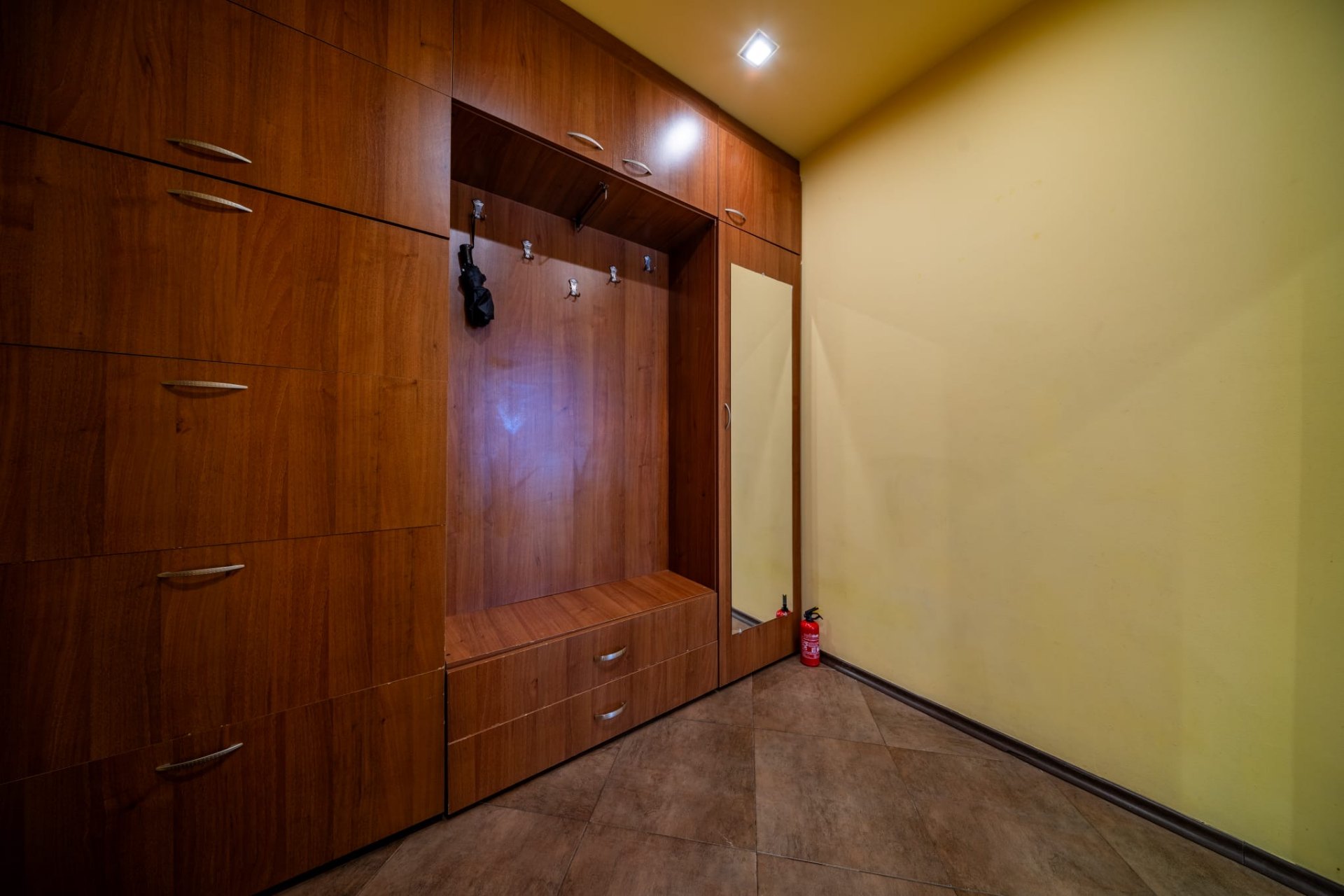 Bucătărie complet utilată