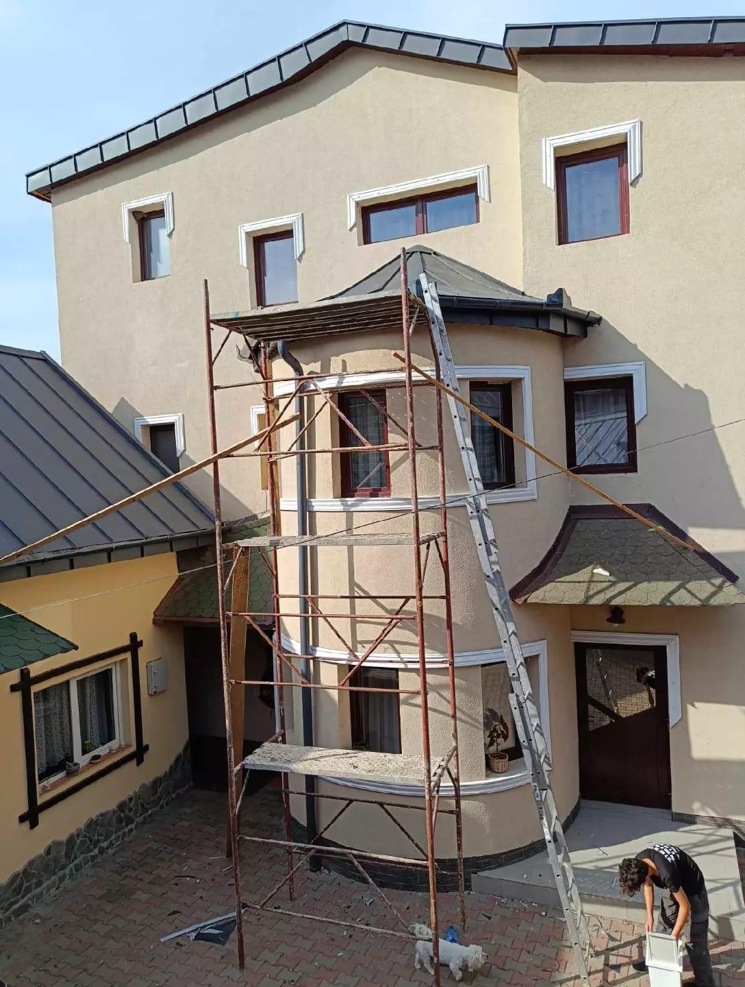 Reabilitare Acoperiș Bloc