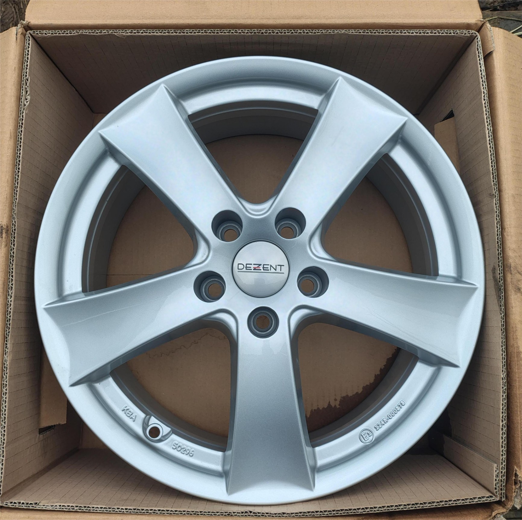 Jante aliaj noi 17 zoll marca Dezent, gama Vw, Seat, Skoda, Audi, Mercedes-Benz