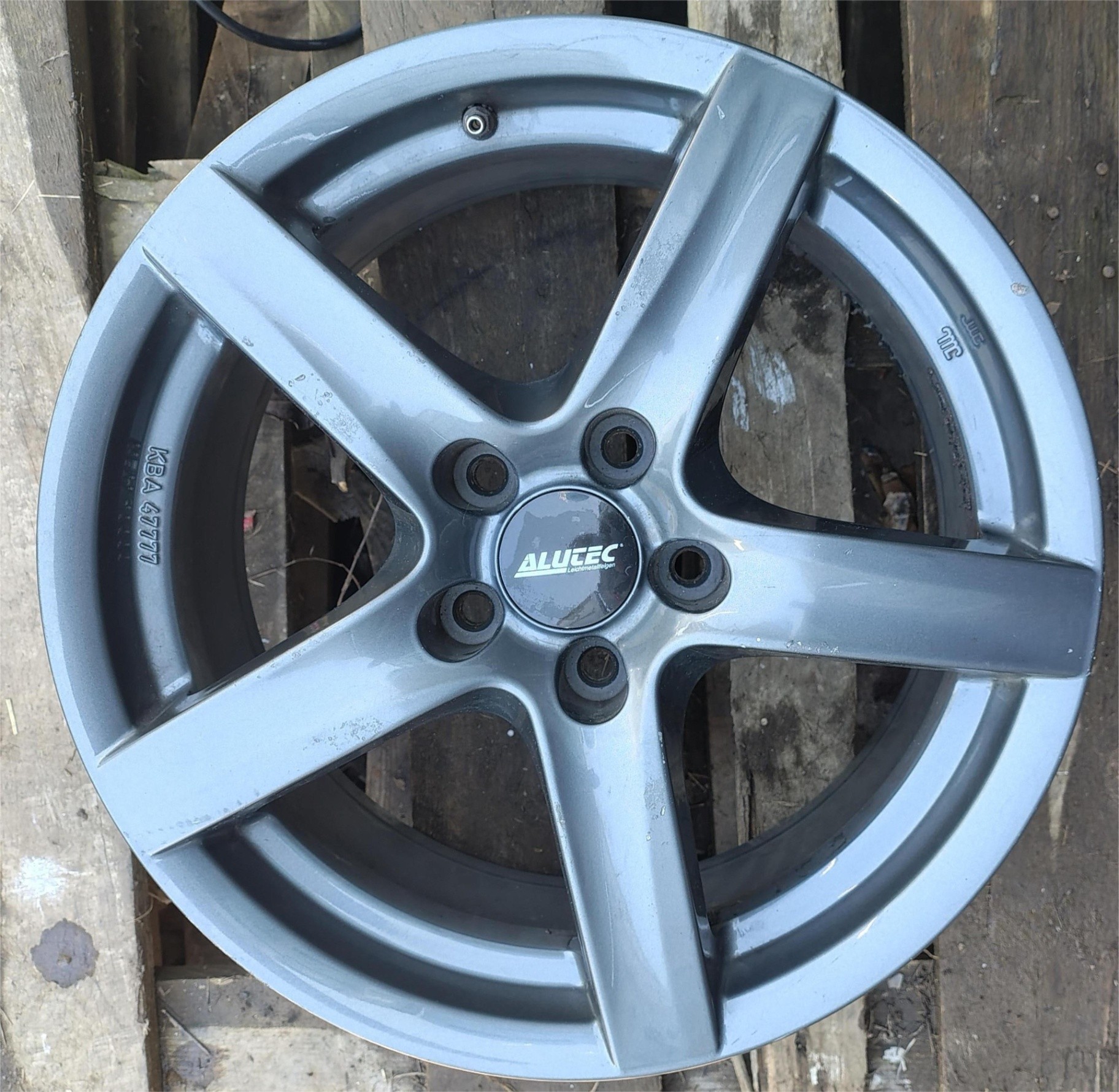 Jante aliaj 17 zoll marca Alutec Germany, gama Opel Astra J / Chevrolet Captiva