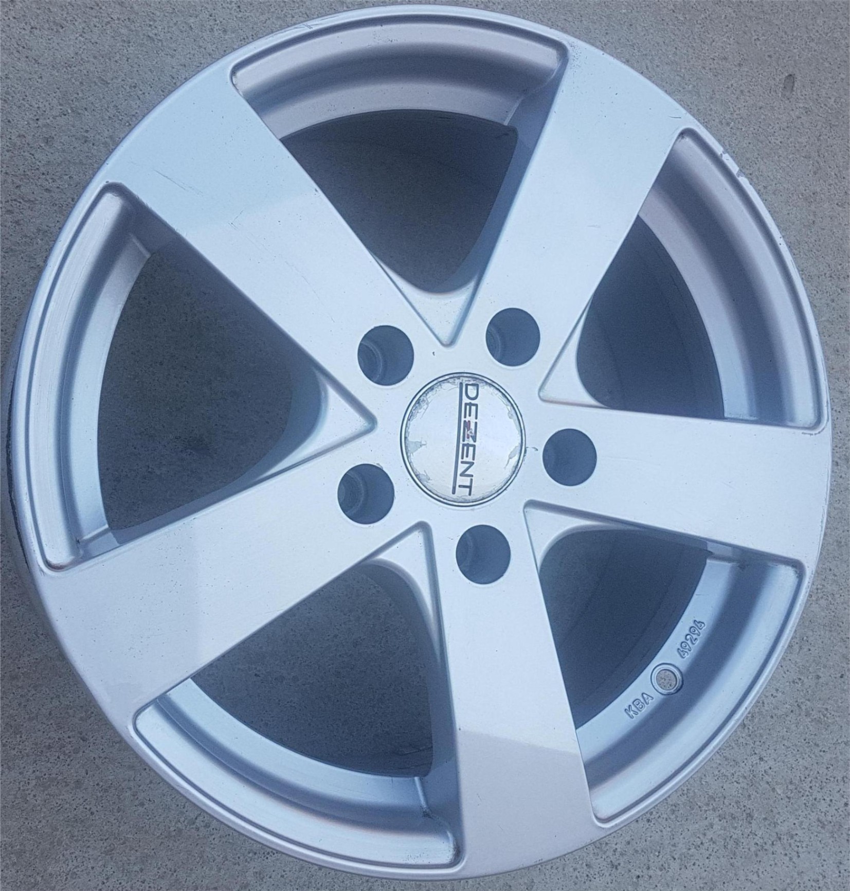 Jante aliaj 16 zoll marca Dezent, gama BMW