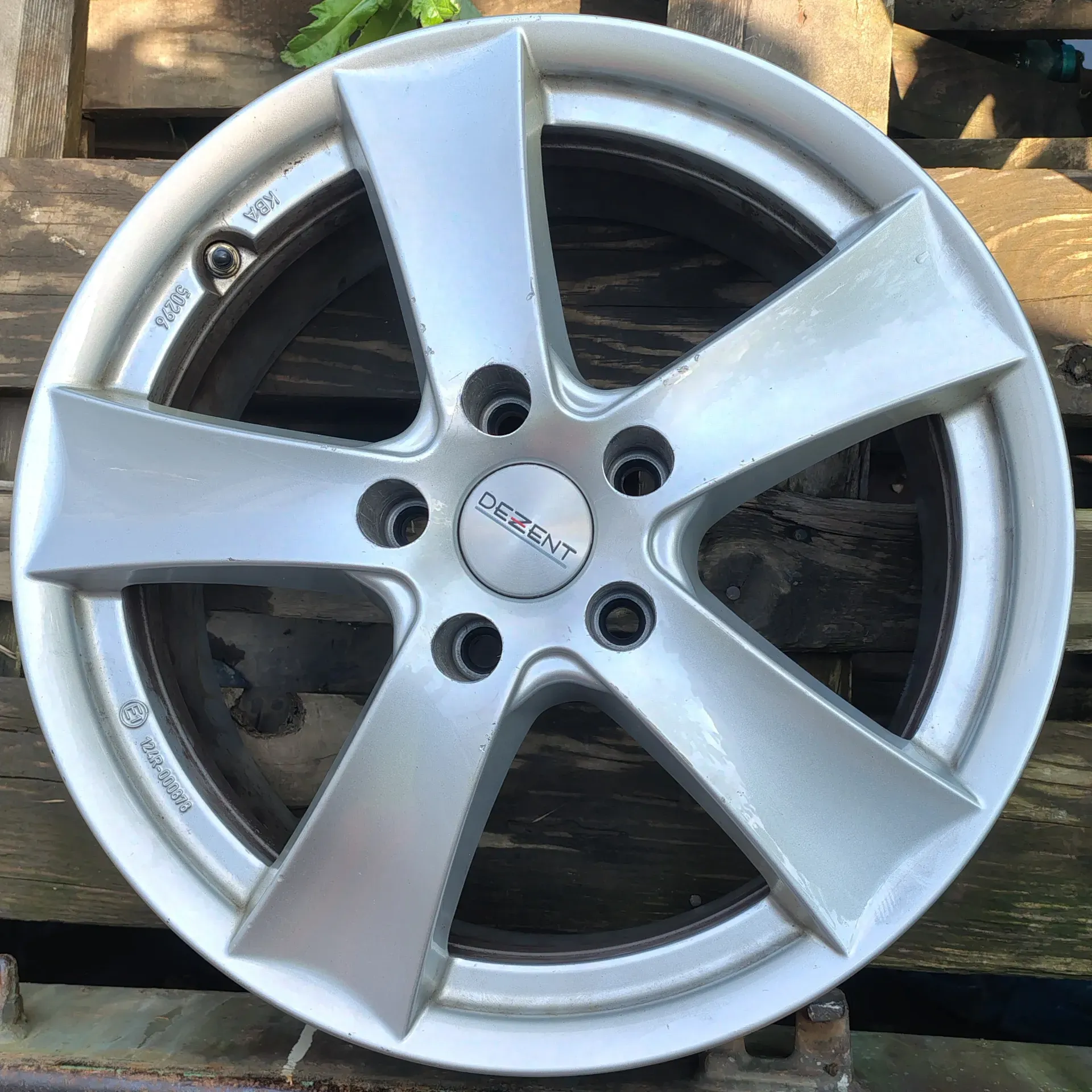Jante aliaj 17 zoll marca Dezent, gama Opel Astra J Chevrolet Captiva, etc.