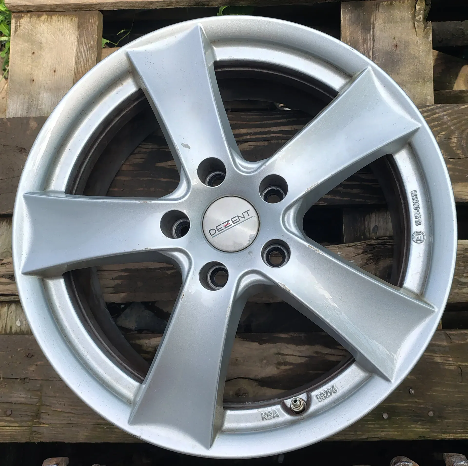 Jante aliaj 17 zoll marca Dezent, gama Opel Astra J Chevrolet Captiva, etc.