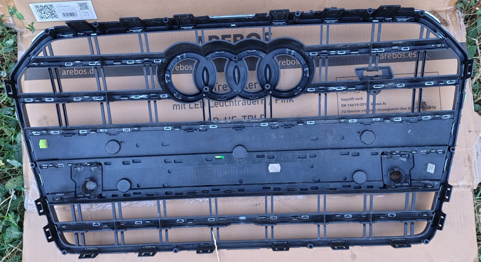 Grila radiator Audi A6 C7 S6 ( 2012-2015 )