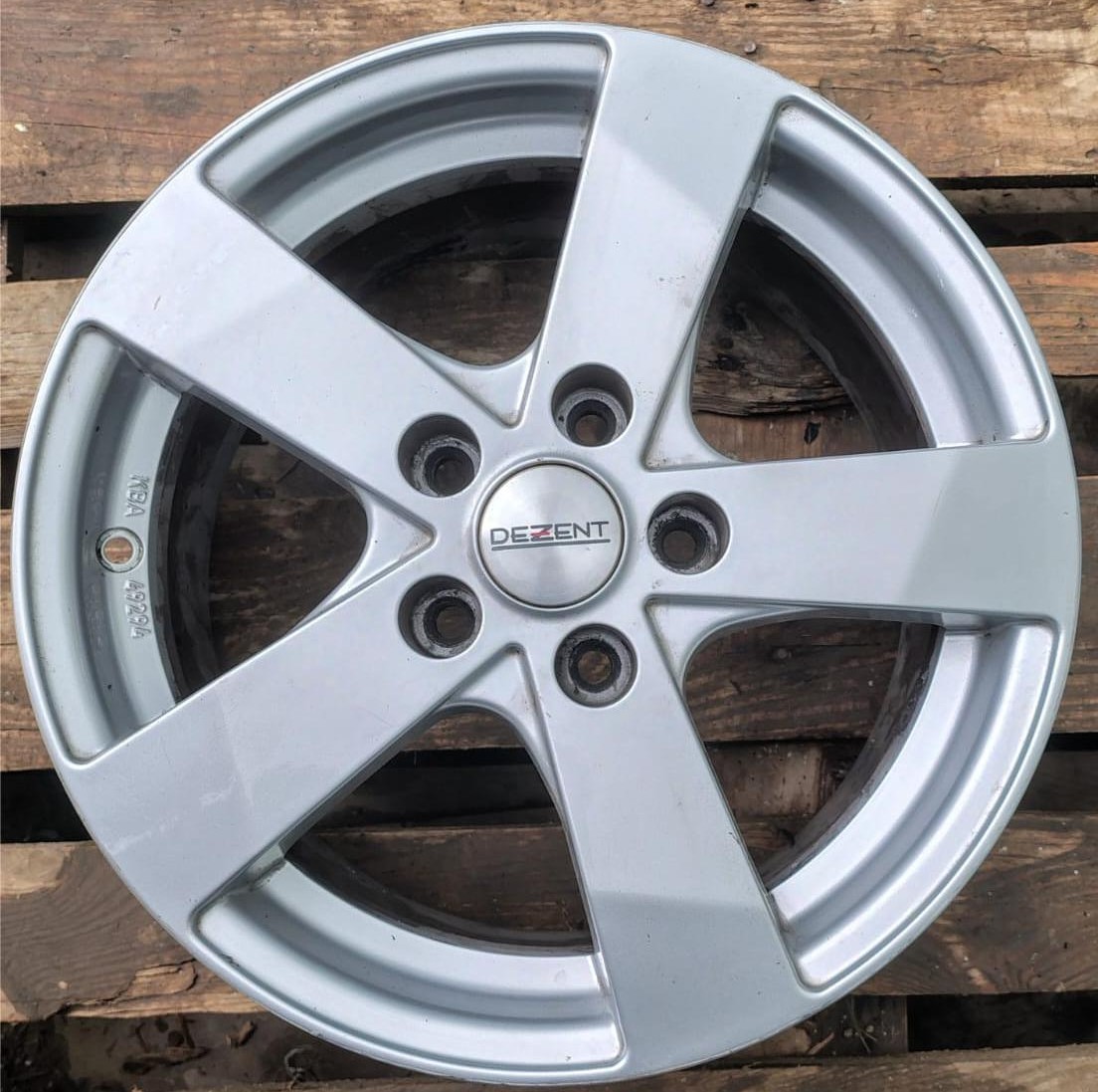 Jante aliaj 16 zoll marca Dezent, gama Dacia Duster, Mazda, Kia,