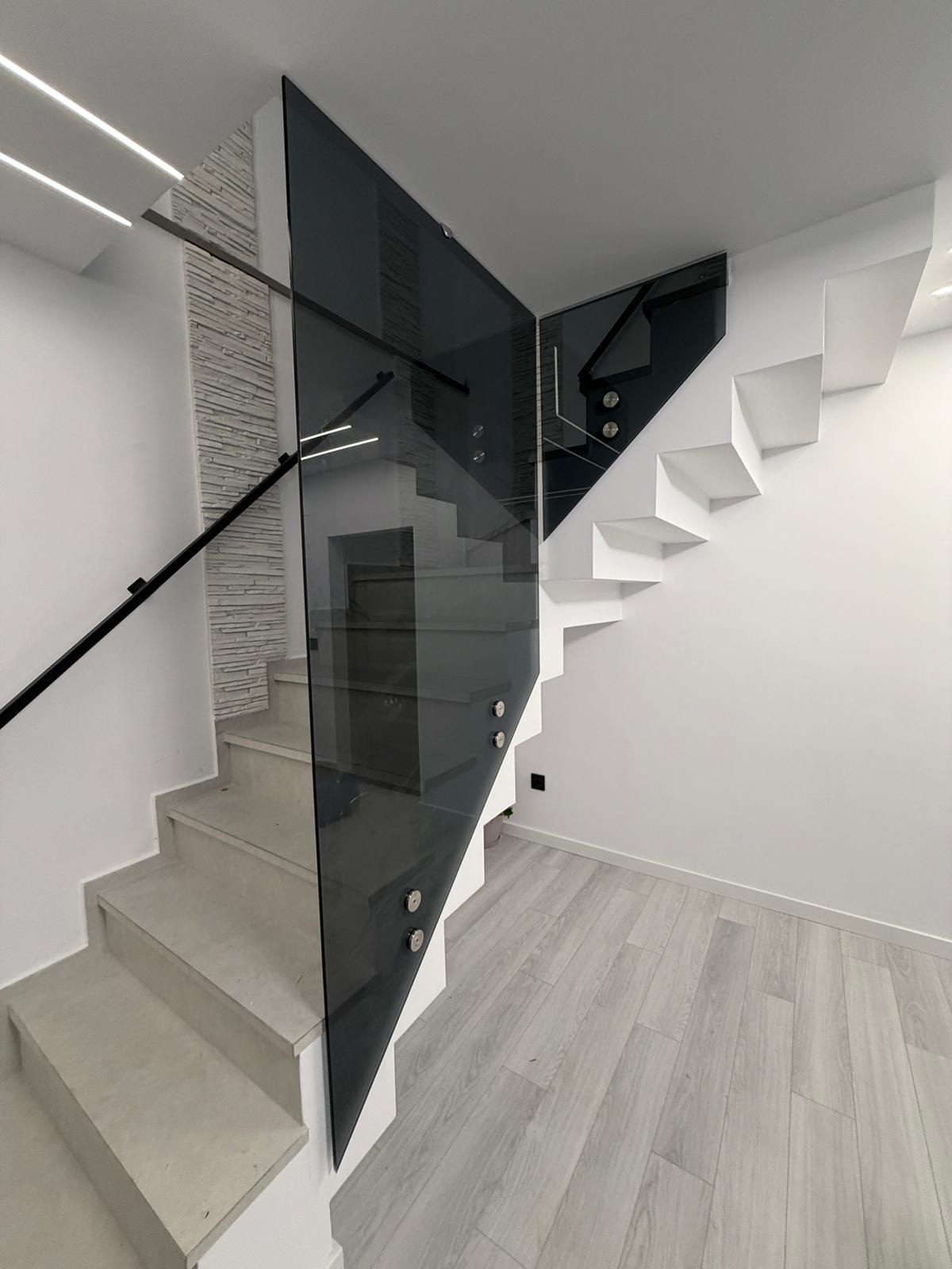 Cabine si paravane dus